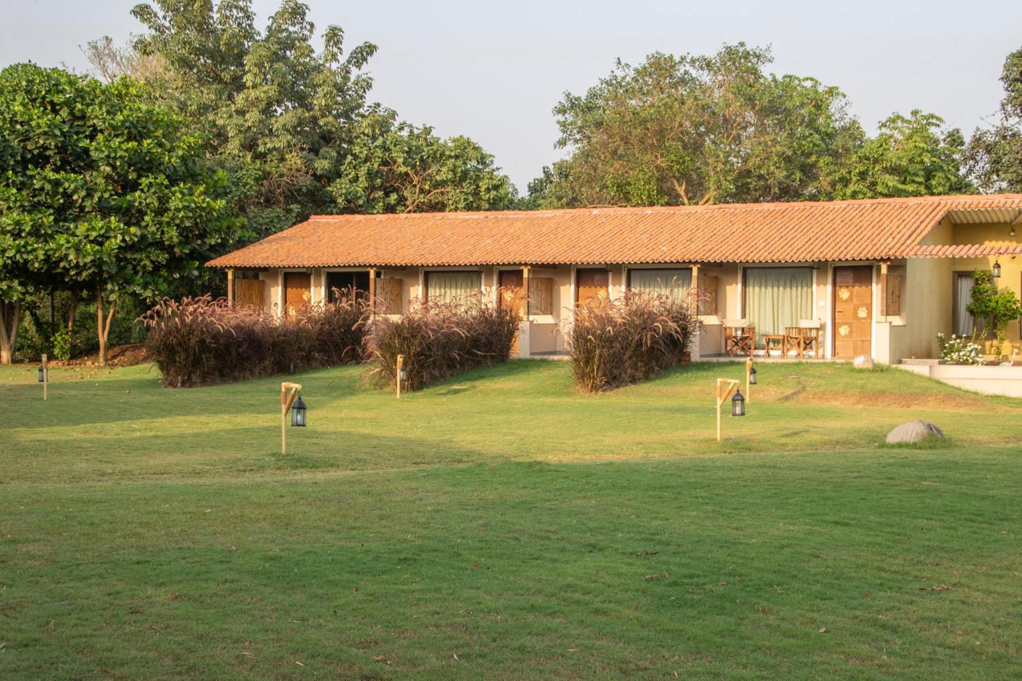 Asiatic Lion Lodge Sasan Gir Exterior photo