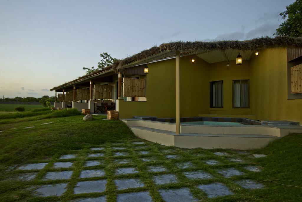 Asiatic Lion Lodge Sasan Gir Exterior photo