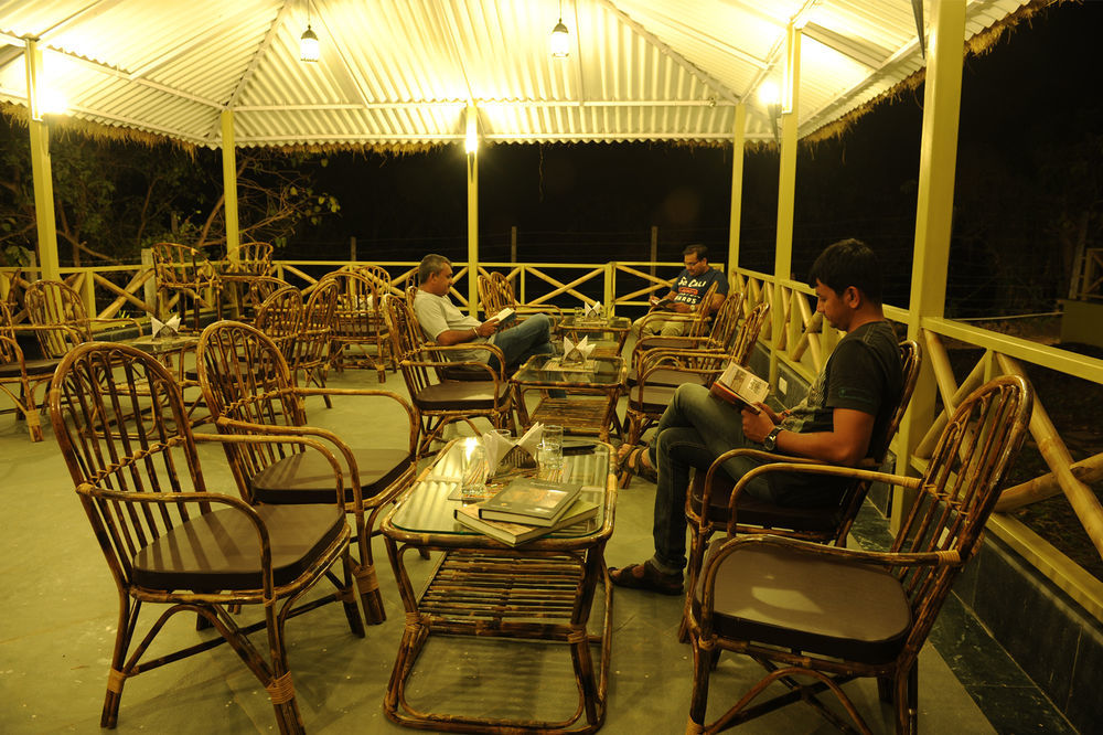 Asiatic Lion Lodge Sasan Gir Exterior photo